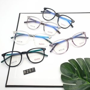Gucci 8257